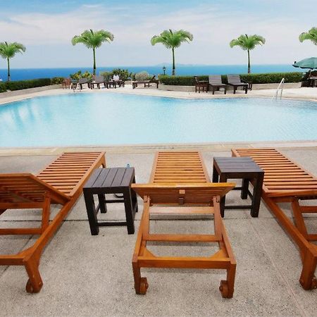 Markland Seaside Pattaya Bagian luar foto