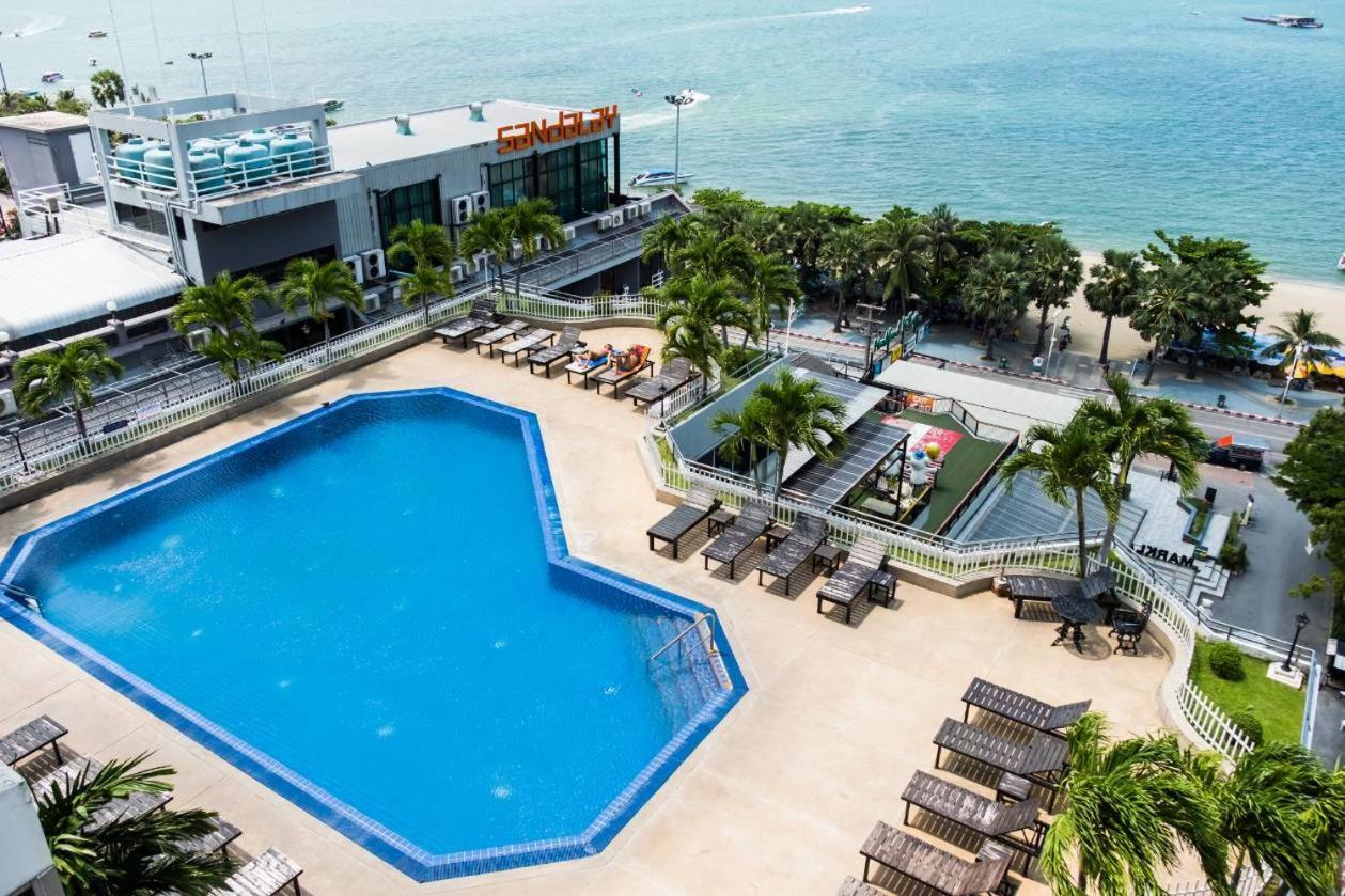 Markland Seaside Pattaya Bagian luar foto